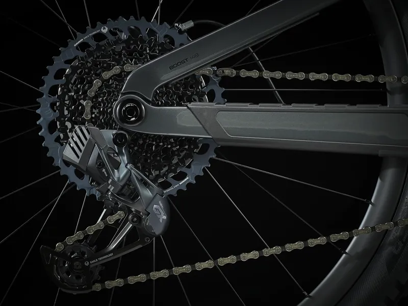 TREK Slash 9.8 GX AXS Full Suspensions Mountain Bike Grey-1